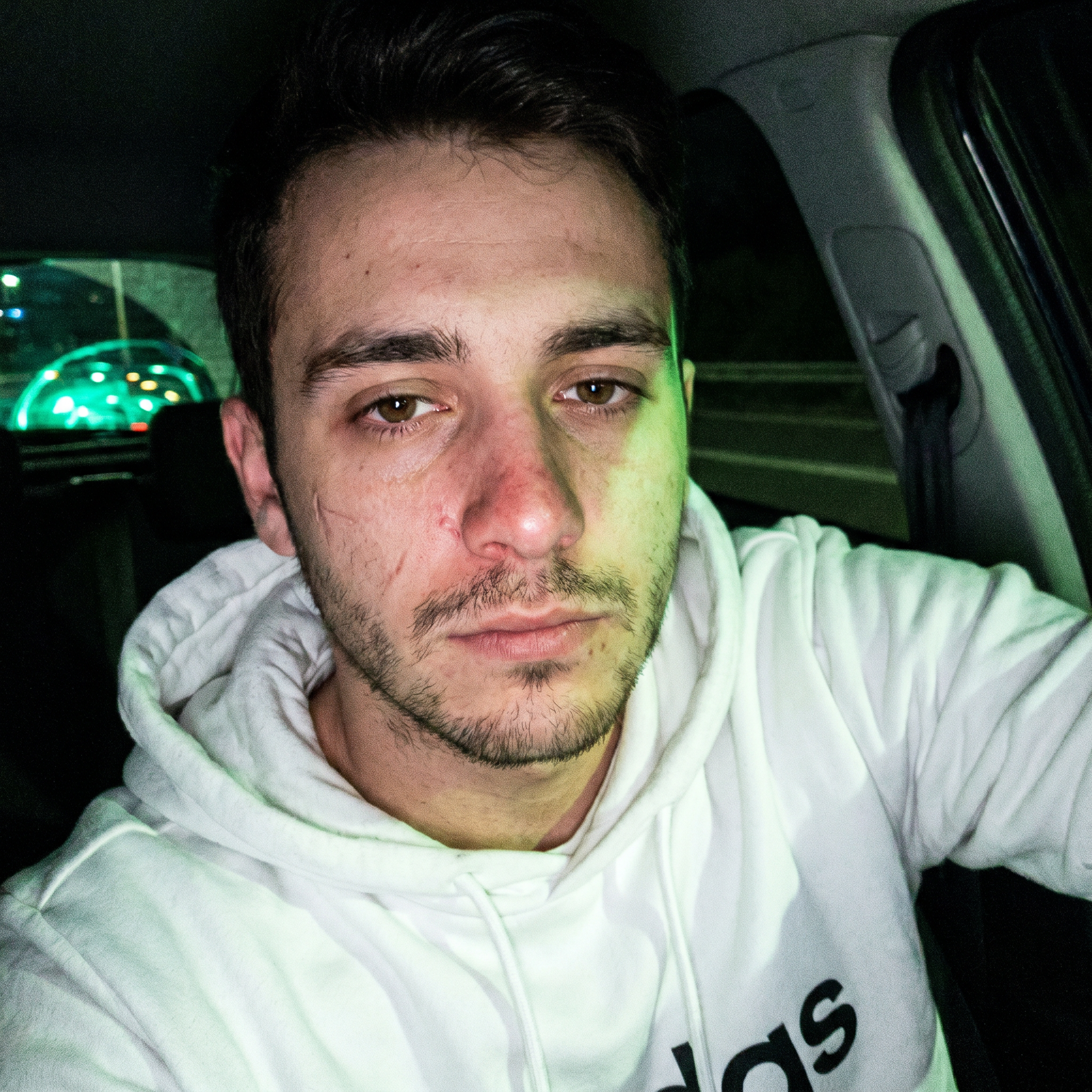 files/resena2.png